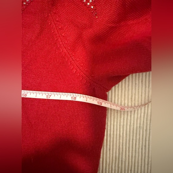 A Love Story Red Sweater XL Rhinestone Sheer Star Detail - Picture 7 of 9